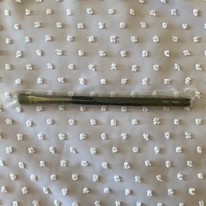 5/$46 or 3/$30 Laruce LR110 Shadow Brush